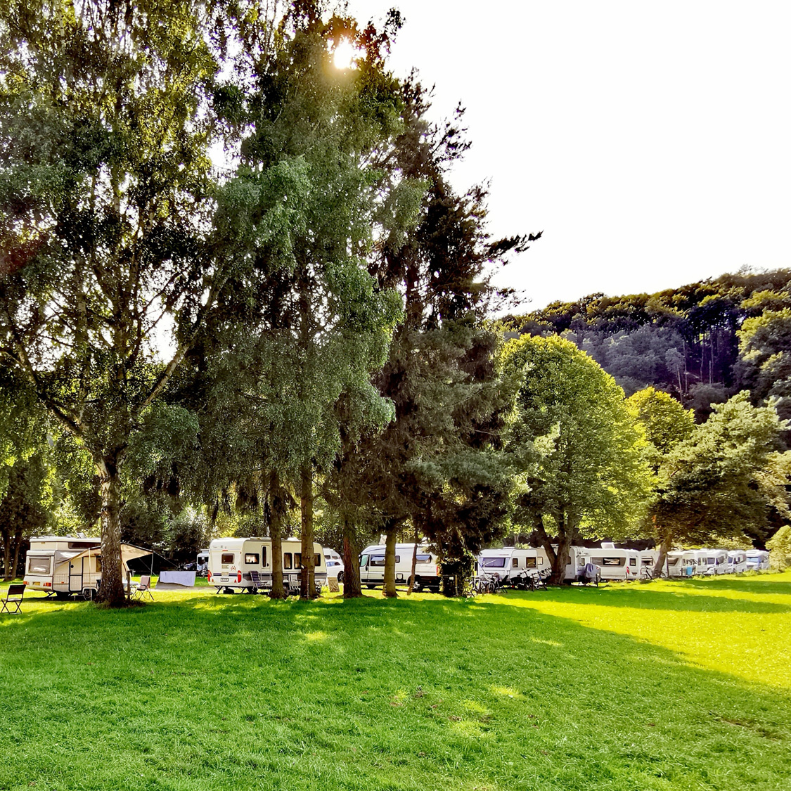 Komfortstellplatz bei Kassel-Camping Fuldaschleife Komfortstellplatz bei Kassel-Camping Fuldaschleife